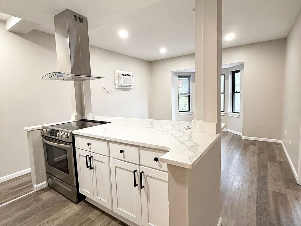 1st image of 202 N 6th St #203
