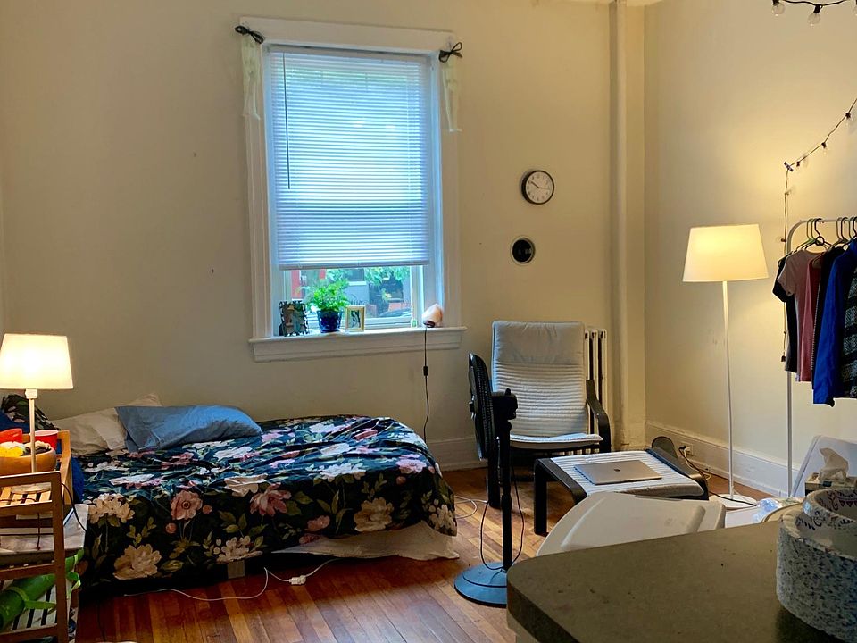 2nd image of 1118 Grove Ave APT 1