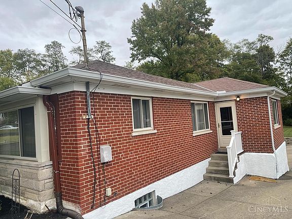 3rd image of 5962 Willow Oak Ln