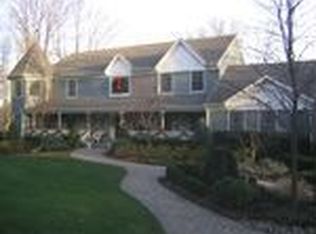 12 Swan Hollow Ct, Ramsey, NJ 07446