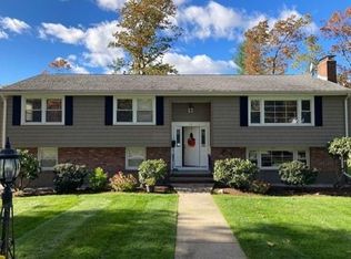 59 Hobbs Brook Rd, Waltham, MA 02451
