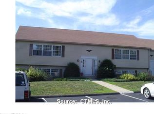 89 Founders Vlg, Clinton, CT 06413