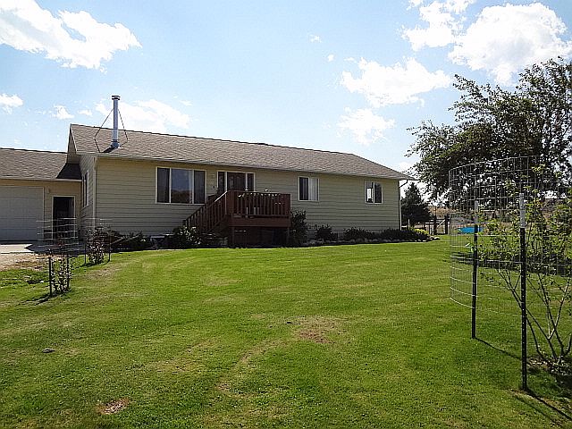 1st image of 30 Stillwater Dr
