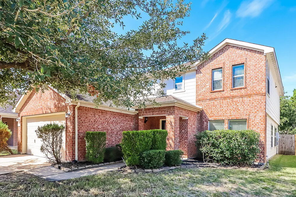 4 bed, 2.5 bath, 2468 sqft, $2,080 — Photo 4