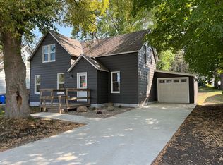 103 5th Ave E, Ellendale, MN 56026