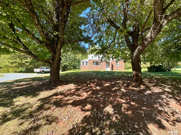 718 Francis Scott Key Hwy, Keymar, MD 21757