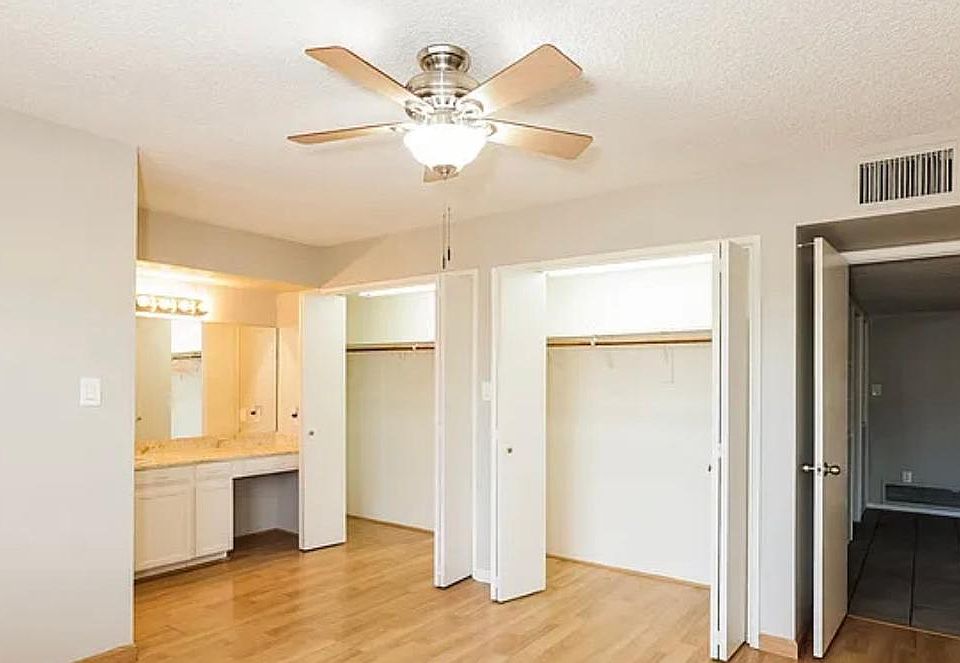 1st image of 9088 N 36th Dr