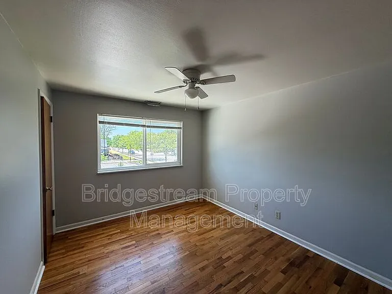 92 W Franklin St #3 — Photo 3