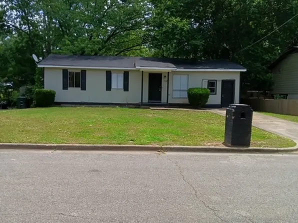 312 Truett Dr, Montgomery, AL 36105