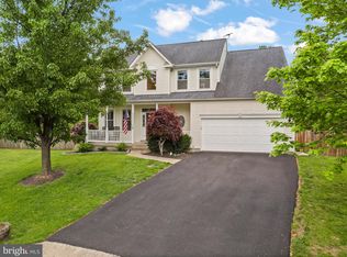 6213 Oakland Dr, Woodbridge, VA 22193