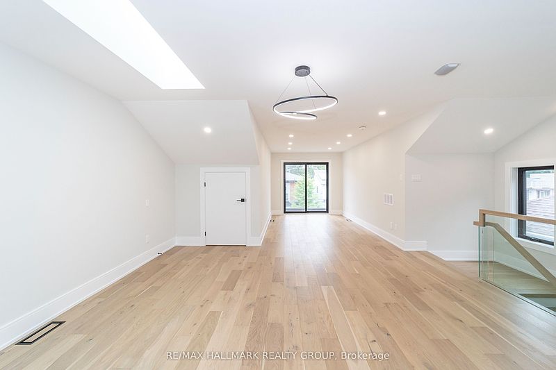 Ottawa House for rent - 4 Bedrooms — photo 24