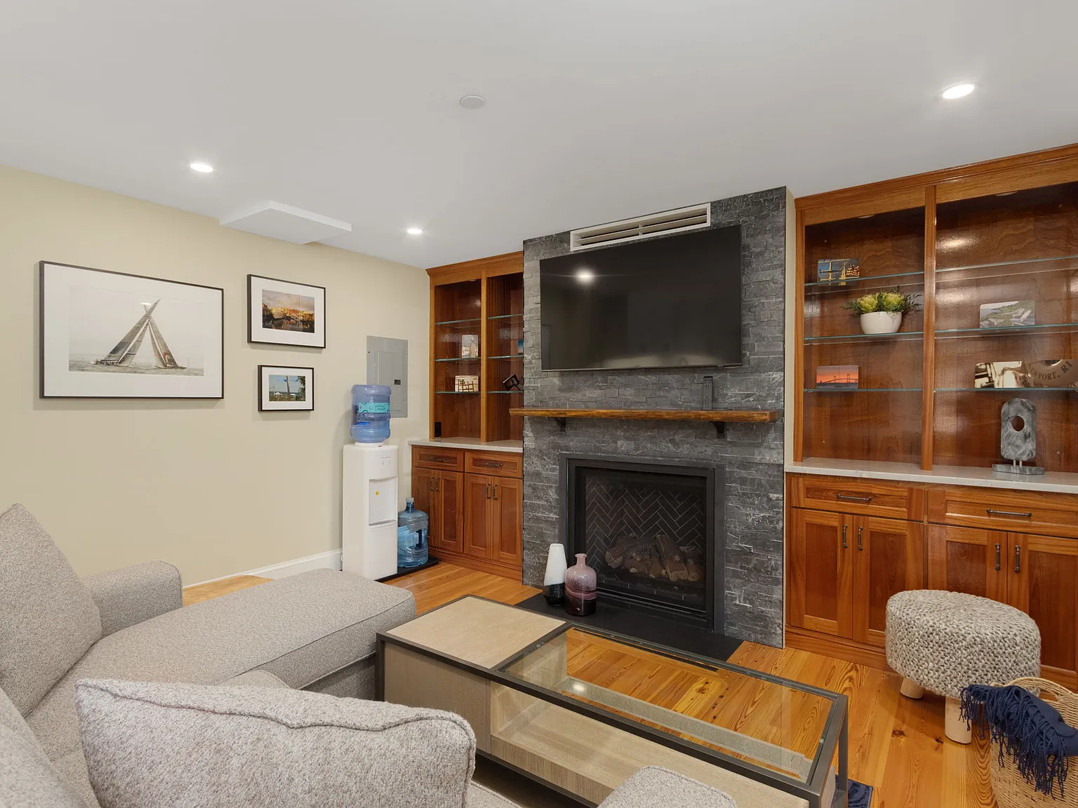 1 bed, 850 sqft, $3,000 — Photo 2