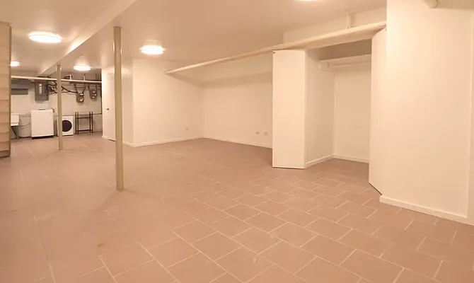 Rented by R New York | media 16