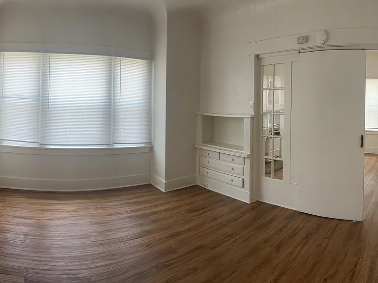 643 E 7th St #2 — Photo 7