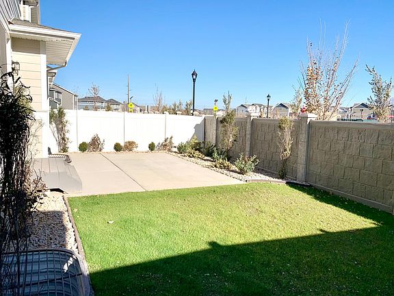 3rd image of 15301 S Drumbeat Ln