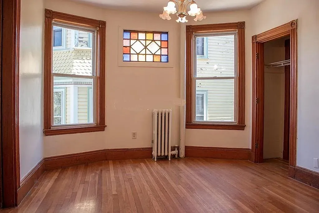 4 bed, 1300 sqft, $3,800 — Photo 4
