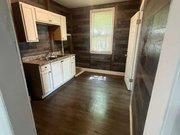 9188 Northlawn St — Photo 8
