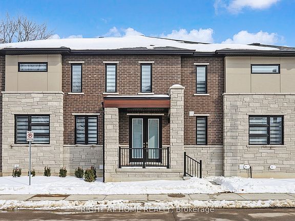 2nd image of 154 Anna Russell Way