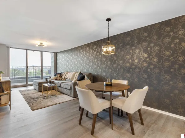 3000 Farnam St APT 2B, Omaha, NE 68131