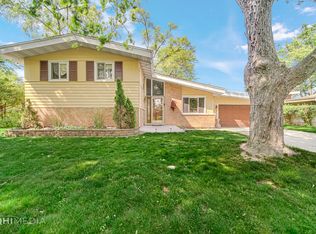 4 Warwick Ct, Park Forest, IL