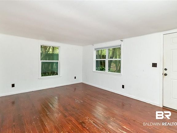 5th image of 30500 Waites Ln