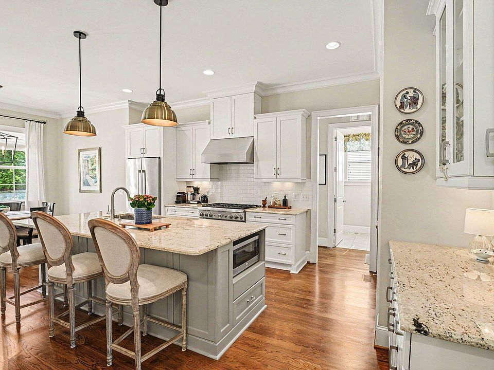 1st image of 2721 Belmont View Loop