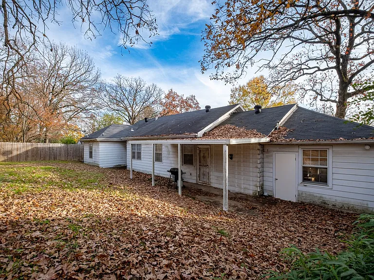505 Skyline Dr — Photo 37