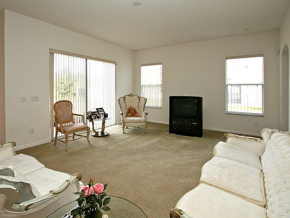 Kitchen to Family room