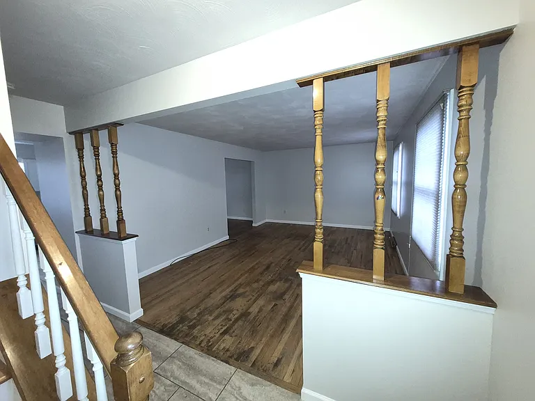 140 Cedar Ct — Photo 4