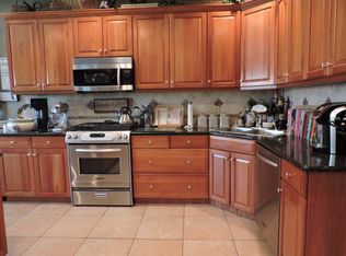 272 Poplar Ave, Hackensack, NJ 07601