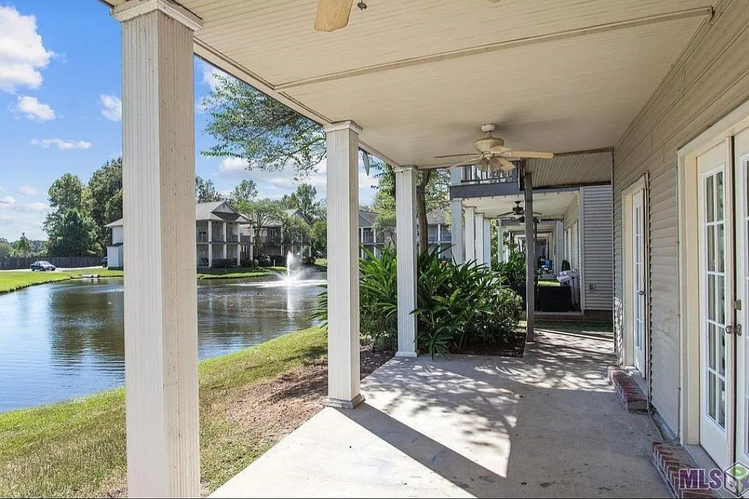 3 bed, 1395 sqft, $1,700 — Photo 4