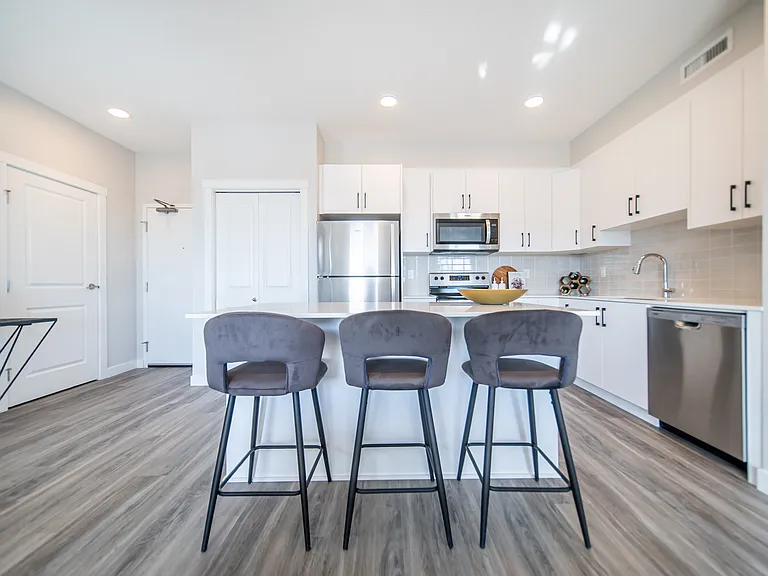 3859 Market St SE — Photo 18