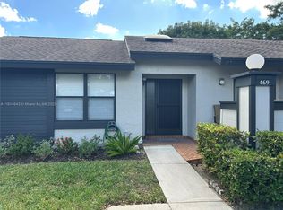 469 Long Bow Ct APT 469, West Palm Beach, FL 33411