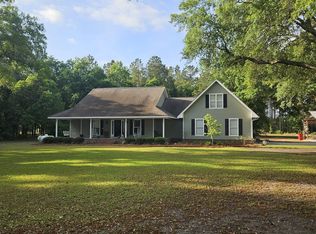 1172 Bay Rd, Hoboken, GA 31542