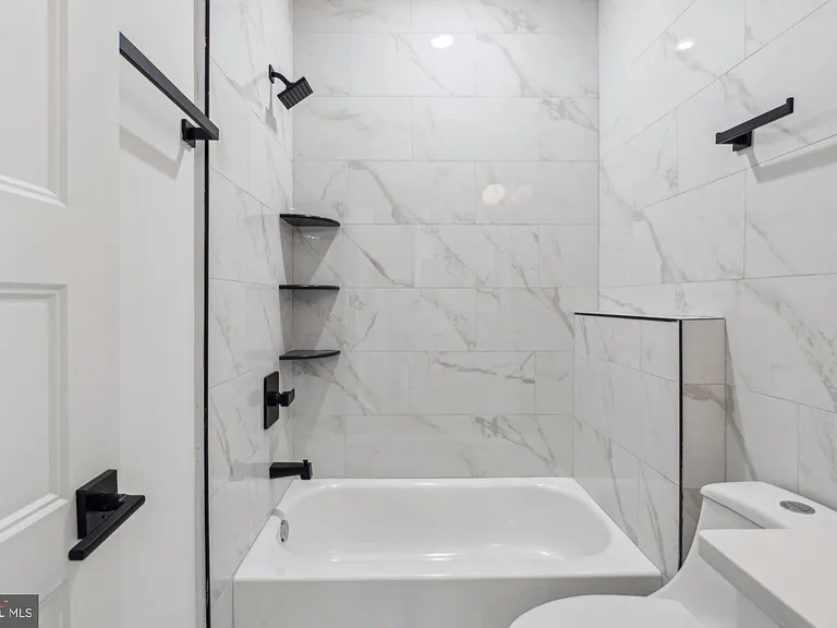 136 E Cumberland St #40-3 — Photo 12