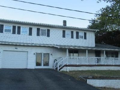 15 Hilltop Dr, Dallas, PA, 18612