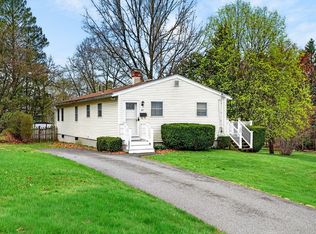 23 Winthrop St, Clinton, MA 01510