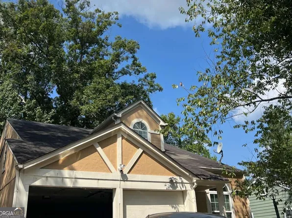 563 Crestridge Ct, Stone Mountain, GA 30083