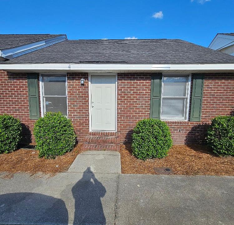 1st image of 230 Lanier Dr #133