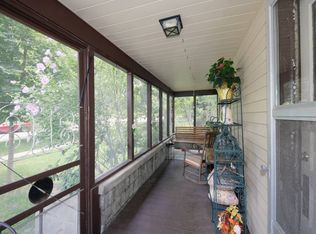 39 Park St, Oswego, IL 60543