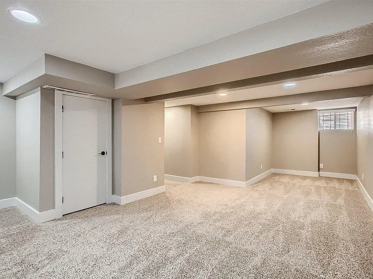 3329 N Race St — Photo 10
