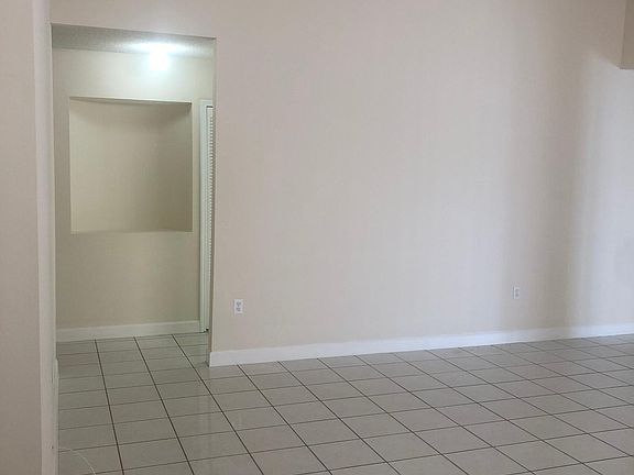 3rd image of 1042 NW 131st Ave