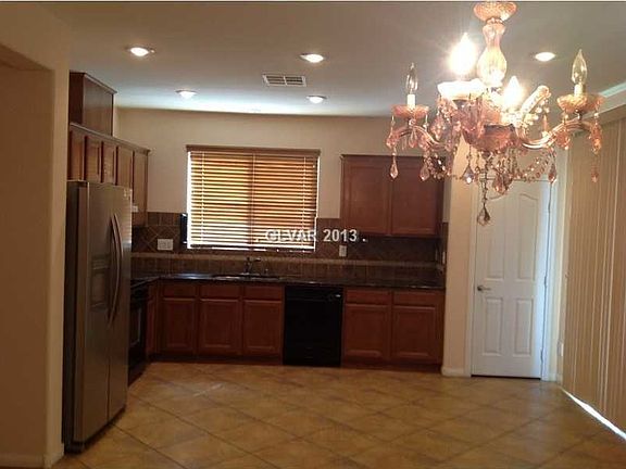 5th image of 6547 Broad Oaks Ct