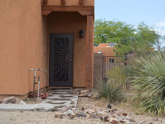2nd image of 5741 E Calle De La Apertura