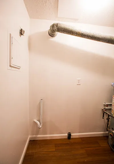 2 Markham Cir #D — Photo 8