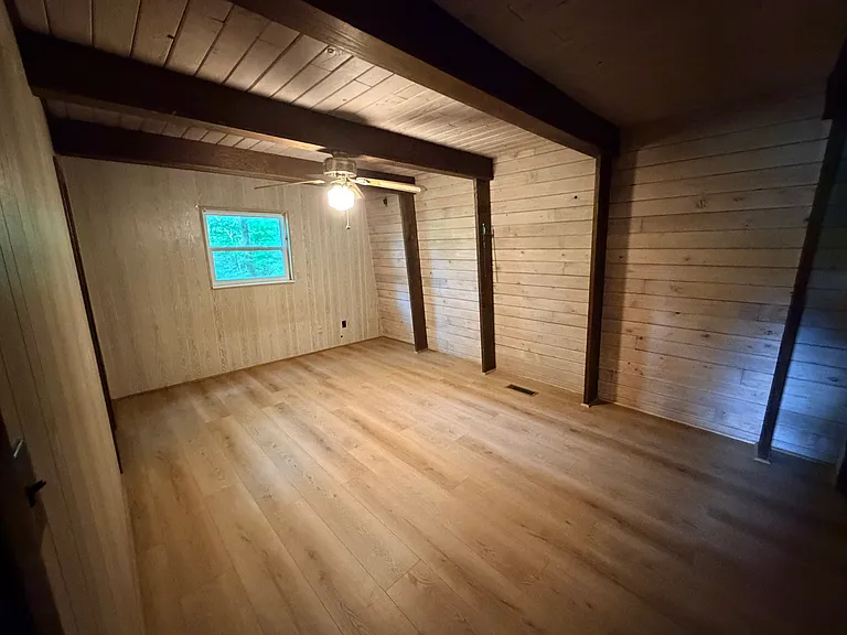 1466 Johnathan Dr — Photo 12