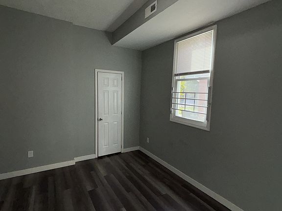 5th image of 2215 W Market St