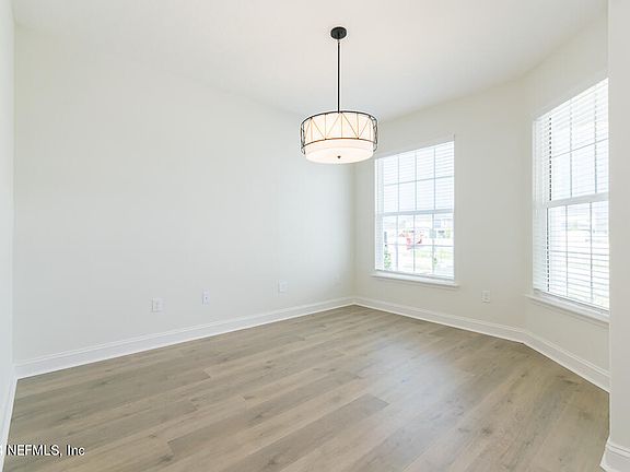 4th image of 74 FIRECREST Drive
