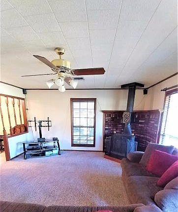 5th image of 1013 W River Dr