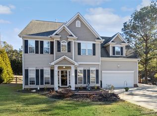 155 Painted Bunting Dr, Troutman, NC 28166